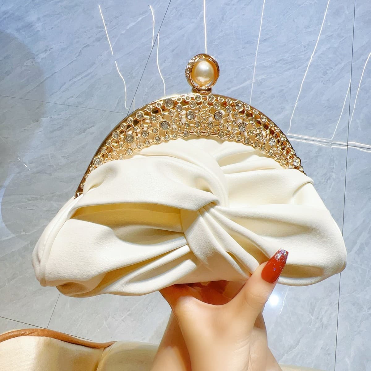 Mini Diamond Embedded High-End Sensation Lady Clutch Bag Single Shoulder Evening Bag Foldable Soft PU Pillow Shaped Handbag