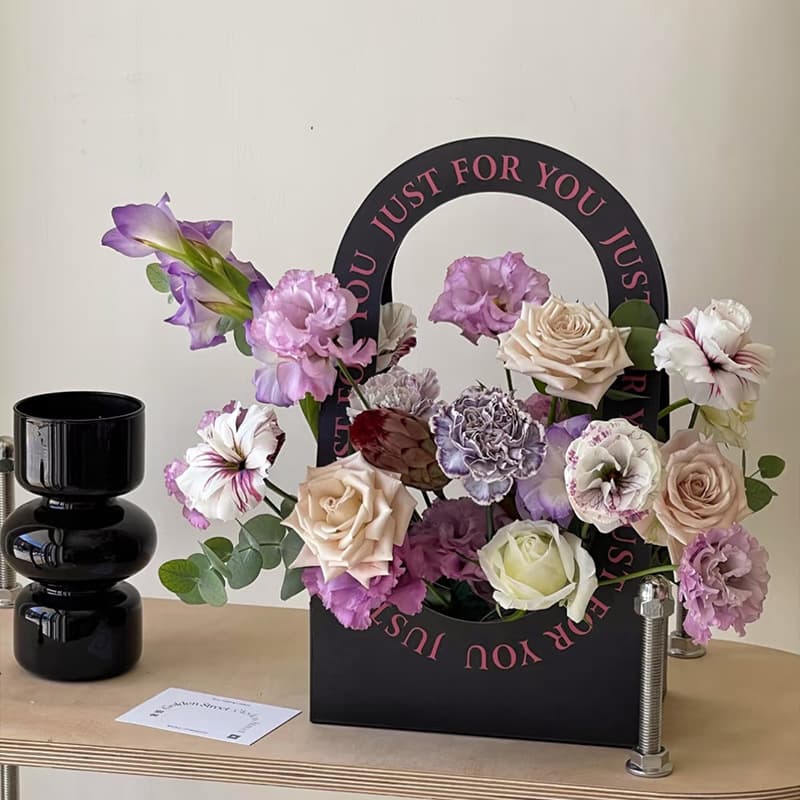 Floral Handbag Basket Paper Box, Christmas & Valentine's Day Flower Packaging Hand-Carry Flower Box, Factory Wholesale Direct Flower Materials