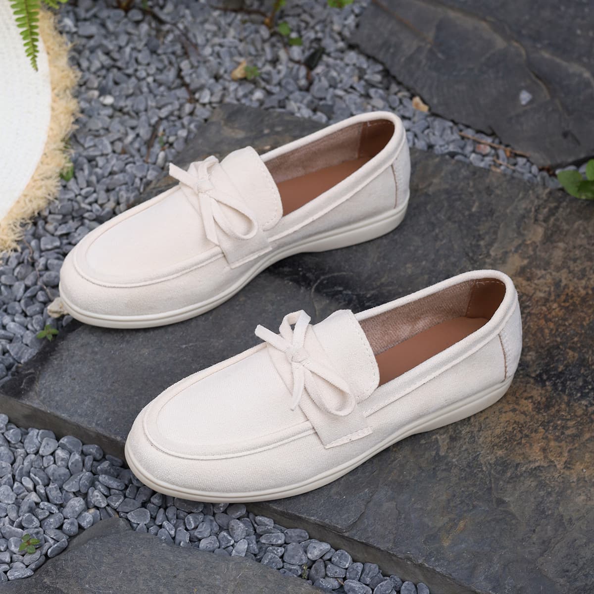 Cross-border large size casual shoes for women 2025 spring and autumn new British style loafers women's round toe lace-up foreign trade shoes