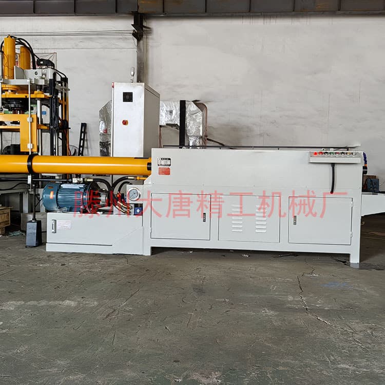 We supply horizontal hydraulic broaching machines, gear, spline, and key one-time forming broaching machines, and 30-ton dual-speed hydraulic presses.
