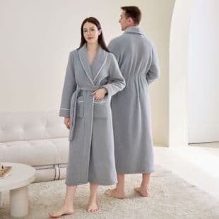 Autumn and Winter Thick Bathrobe for Men and Women, Double-Sided Fleece Couple Morning Run Ant Velvet Nightgown Men's Long Robe