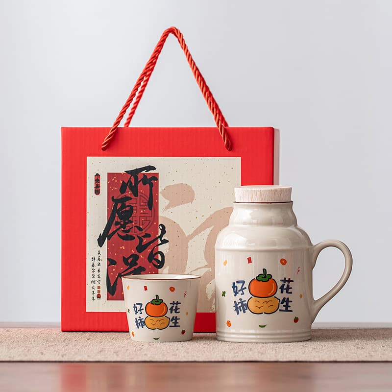 Xiaohongshu ceramic steeping teapot, tea brewing pot, teacup, small thermos, large capacity ceramic mug, souvenir gift wholesale