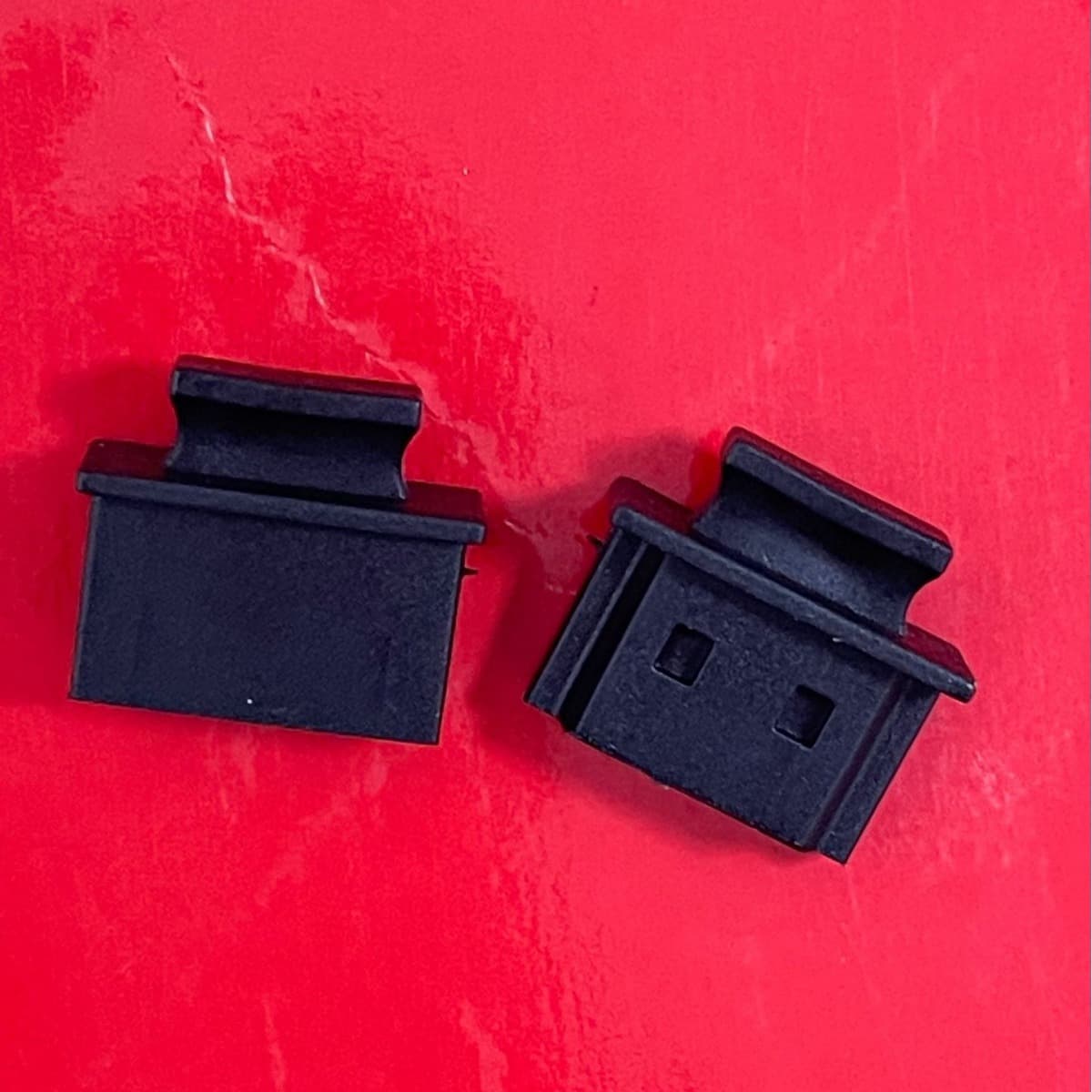 HDMI Dust Plug with Handle - Protective Cap for HDMI Ports