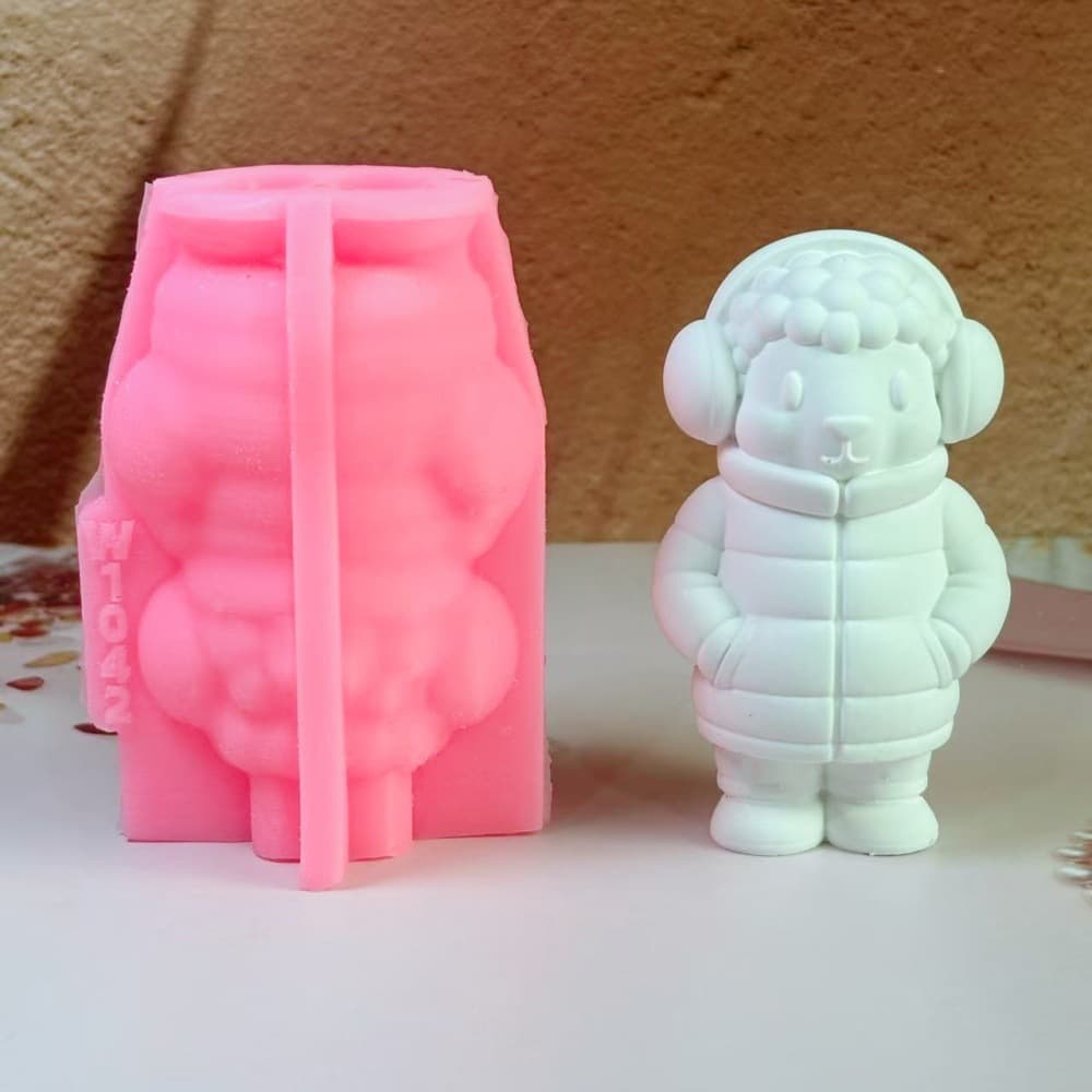 Cotton Jacket Little Sheep Figurine Mold Candle Plaster DIY Plaster Figurine Candle Holder Silicone Mold W1042