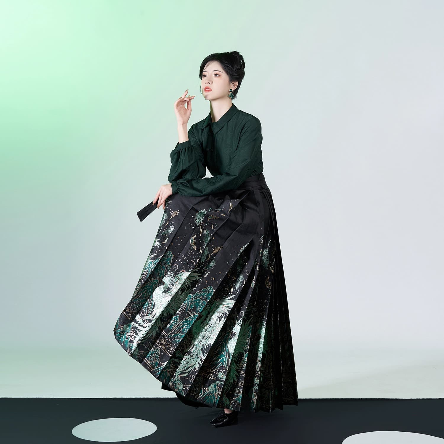 Ming Dynasty Hanfu Set: High-necked Shirt Top with Floral Pattern and Horse-face Skirt in Dark Green Feathers