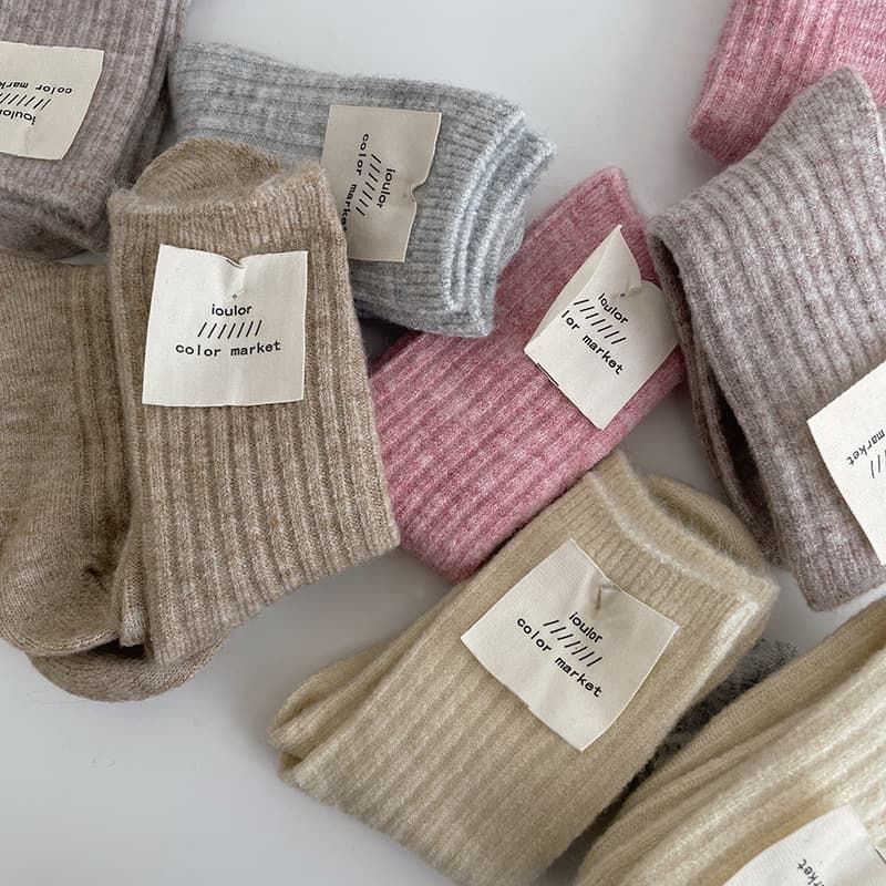 Thickened Women's Winter Wool Socks Japanese Style Mid-calf Trendy Stacked Socks