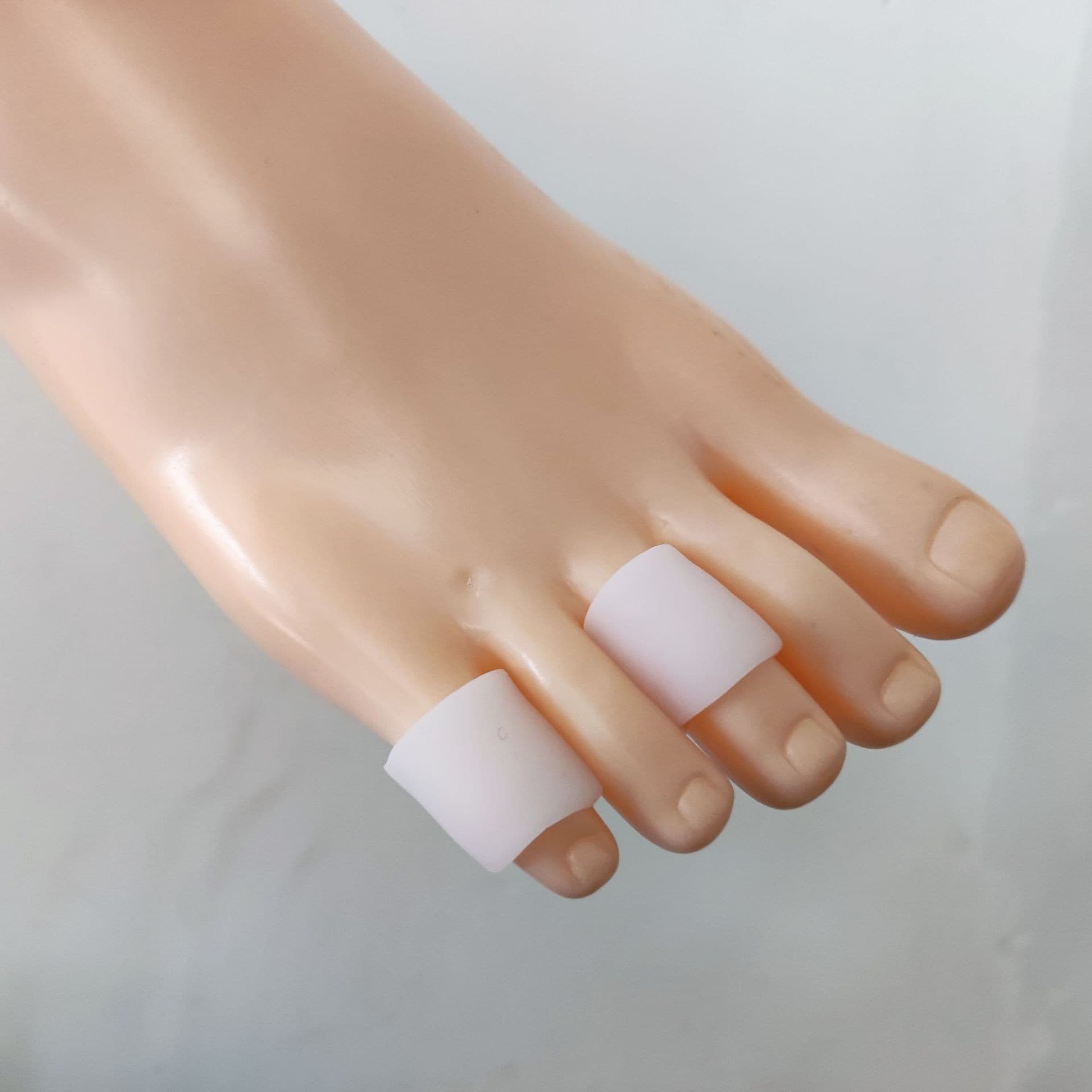 SEBS Pinky Toe Protectors, Soft Little Toe Sleeves, Silicone Covers for High Heels, Running, and Walking Pressure Relief