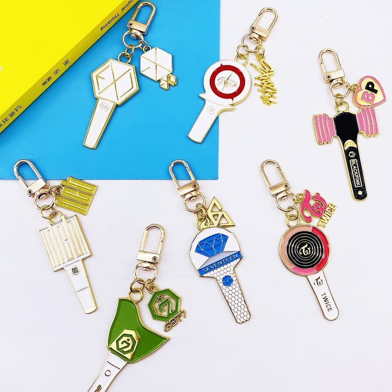 BTS Blackpink EXO NCT Metal Keychain Pendant Got7 Accessory Merchandise Same Style
