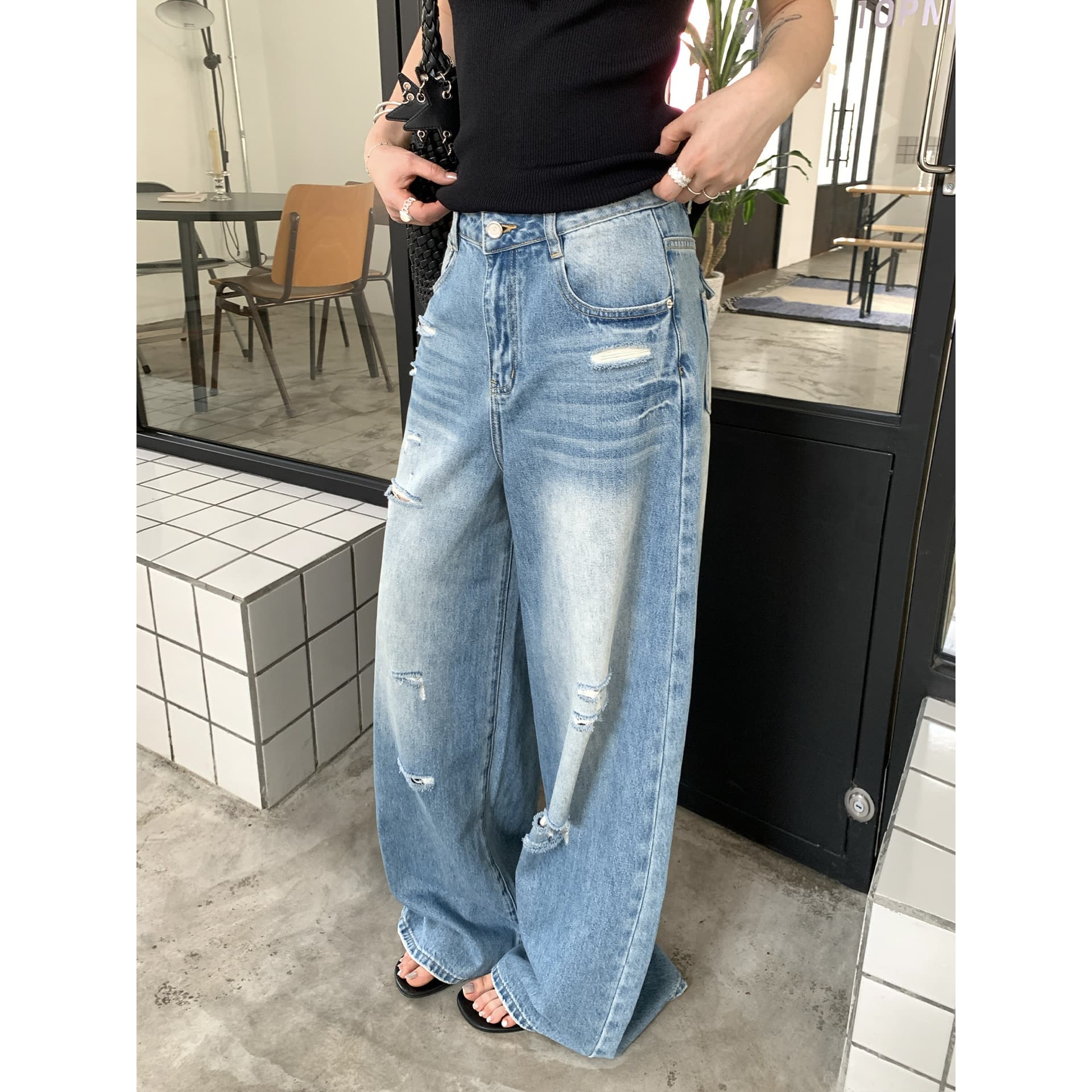 ICCIICC American Style Large Fit Distressed Jeans Summer Washed Faded Loose Denim Pants for Women Thirteen Lines 10980