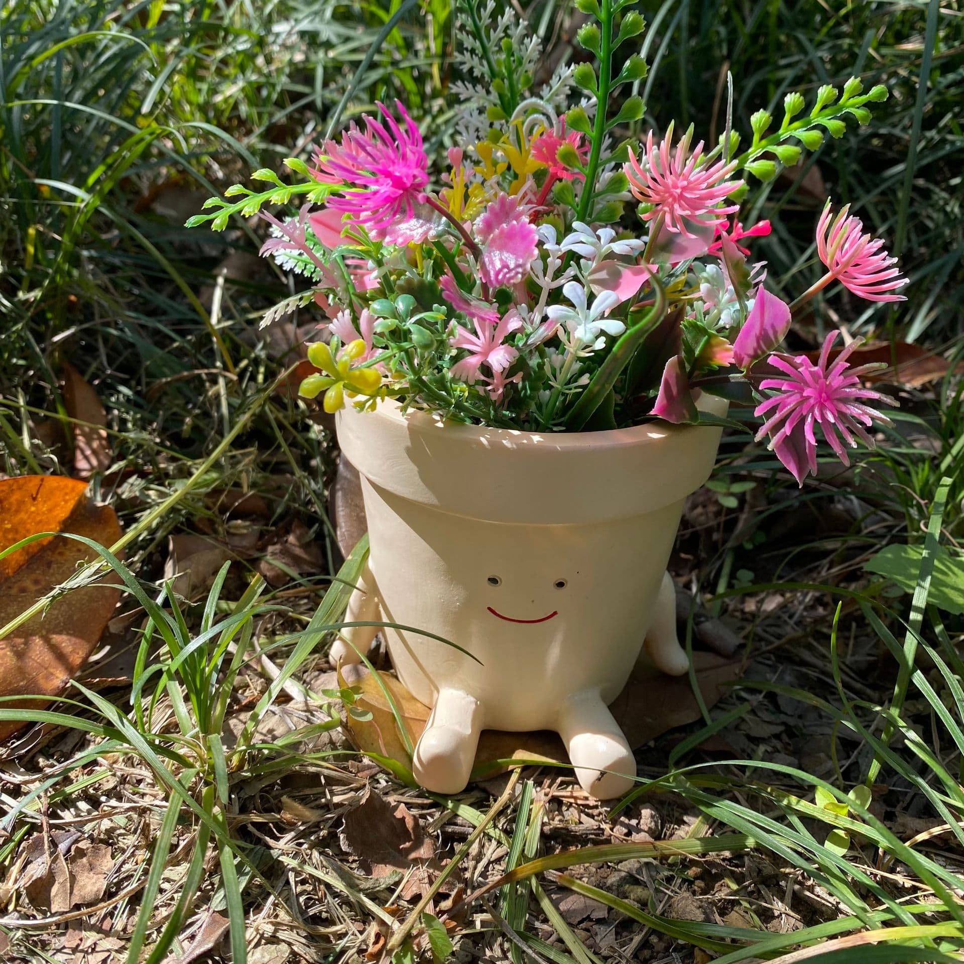 New Cross-Border Cute Sitting Flower Pot for Succulents, Creative Planter Container for Outdoor Garden & Courtyard Decoration