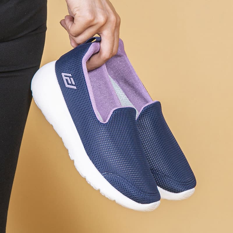 2025 Autumn New Style Middle-aged and Elderly Walking Shoes, Men's and Women's Couple Casual Sports Shoes, Lightweight Soft Sole Slip-on Women's Shoes