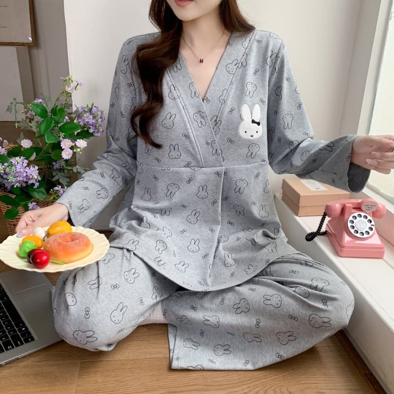 Maternity Sleepwear for Spring, Summer, and Autumn – Thin, Sweat-Absorbing Postpartum Pajamas for New Moms, Adjustable Nursing Homewear