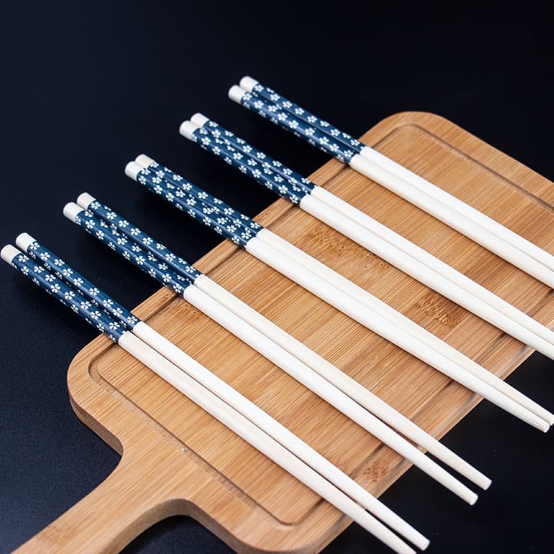 Bamboo Chopsticks Home Use Non-Slip Natural Bamboo Chopsticks Commercial Wax-Free Extended Chopsticks with Sleeve Anti-Mold Pointed Chopsticks Factory Wholesale