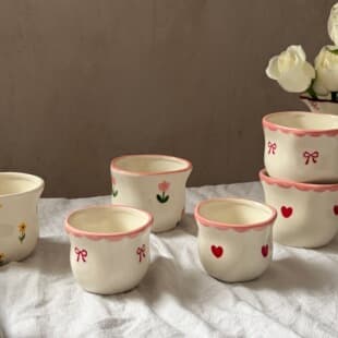 Ins Hand-painted Irregular Ceramic Coffee Mug with Small Flower Bowknot Heart Couple Cup Cross-border Drop Shipping