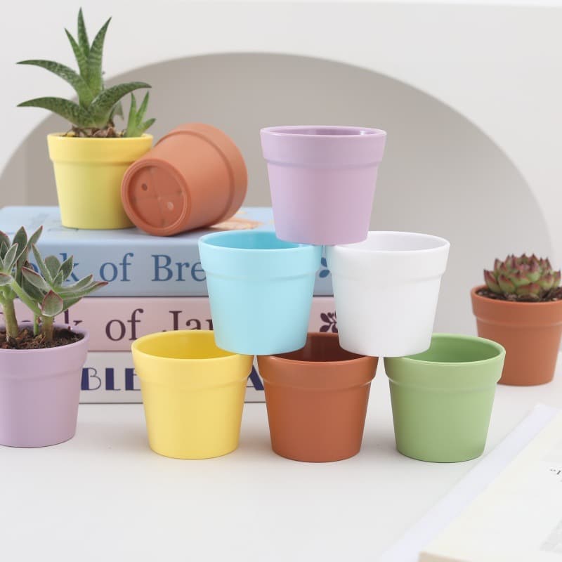 Yarn Crochet Plastic Mini Flower Pot Small White Pot Personalized Round Thickened PP Pot Car Decoration Handmade Stall Display