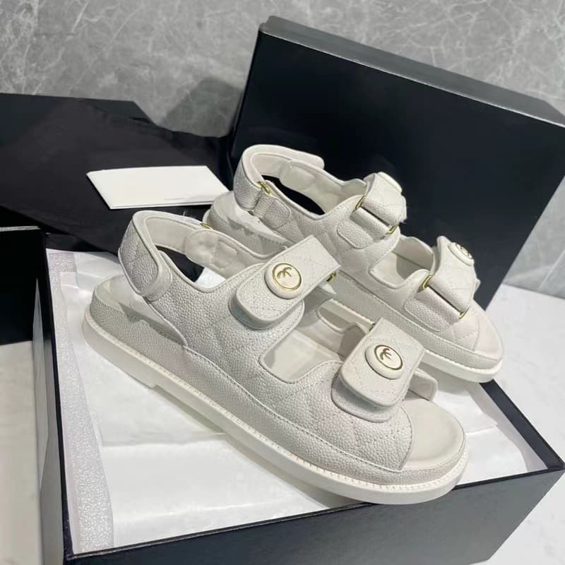 Cross-Border Export 2025 Summer New Velcro Sandals for Women Casual Flats Outer Wear Daily Beach Sandals for Women