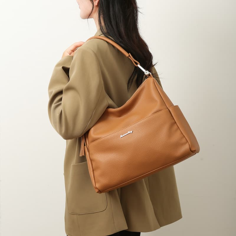 Tote bag for women 2025 new versatile high-end large-capacity commuter bag practical women’s bag shoulder bag for going out