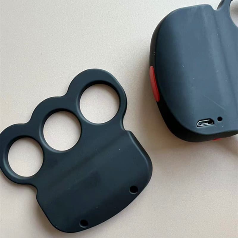 Three-finger 1701 finger buckle, fist buckle, prank toy, available on Amazon, USB rechargeable.