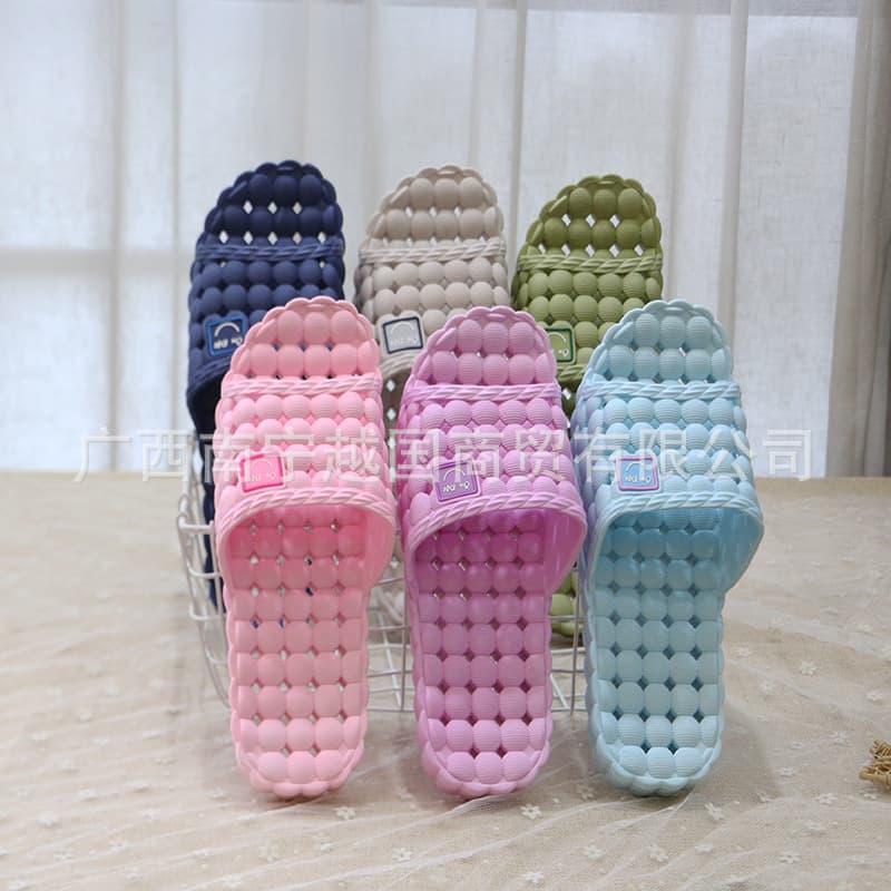 Warm Bathroom Slippers, Couple Slippers, Hollow Smiley Face, Small Grape Candy Color, Quick-Dry, Non-Slip