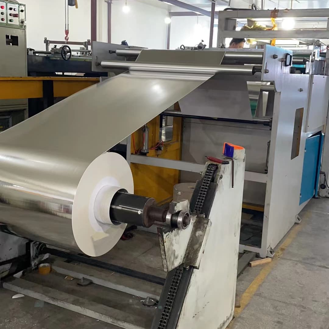Gold and silver mirror cardstock, laser plain cardstock, hot stamping laser paper, special gold and silver cardstock wholesale coated paper.