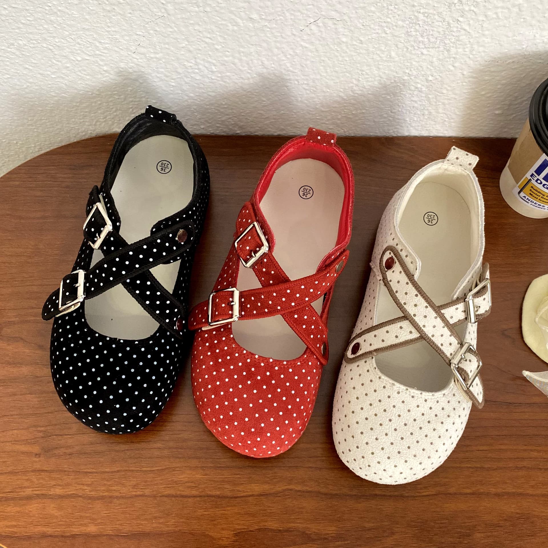 2025 Autumn New Versatile Minimalist Polka Dot Flat Mary Jane Shoes, Fashion Round Toe Shallow Double Strap N2268