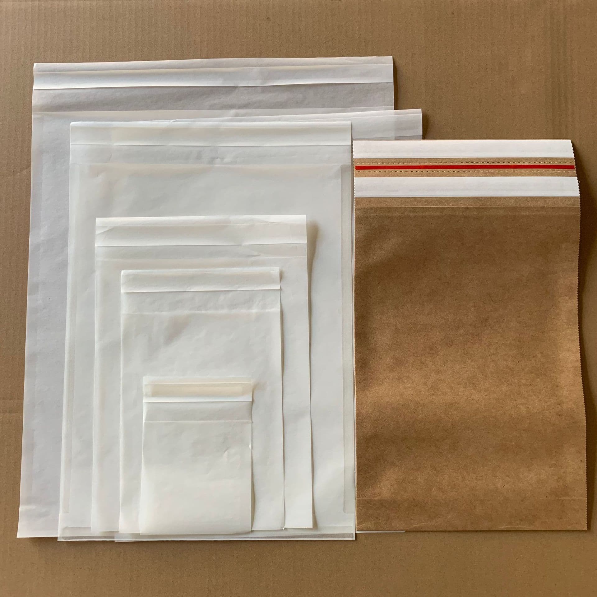 Biodegradable White Glossy Paper Packaging Glassine Paper Translucent Envelope Bag Eco-Friendly Blank Clothing Bag