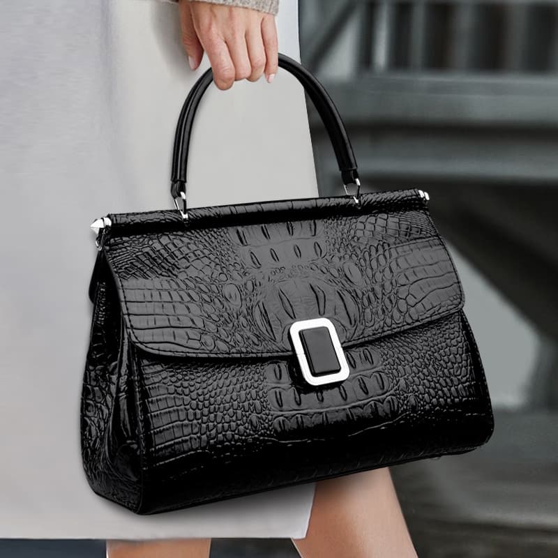 New women's handbags, simple and fashionable handbags, fashionable large-capacity shoulder crossbody bags, high-end texture bags