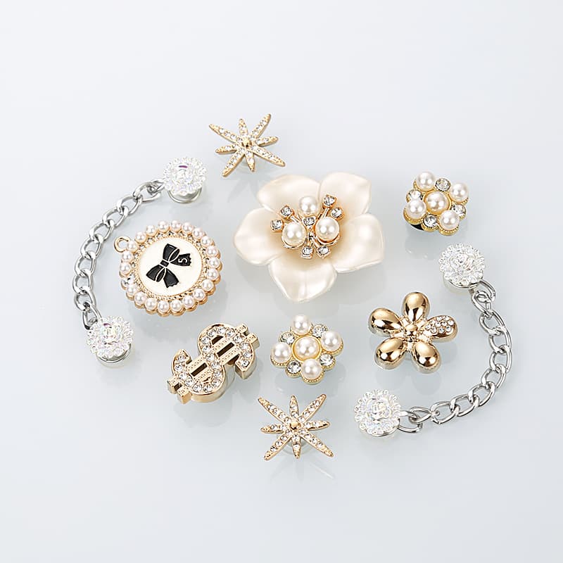 Xiaohongshu Recommended Original Croc Charms Rhinestone Shoe Clips Bear DIY Accessories Decorative Shoe Flowers