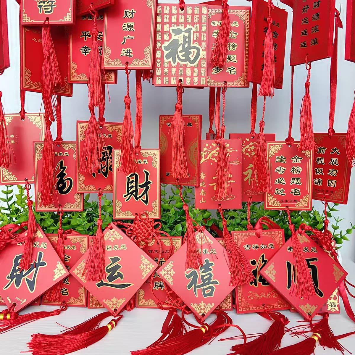 Wooden Pendants, Prayer Plaques, Handwritten Blessing Tags, Wishing Boards, Decorative Hangers for Temples and Scenic Spots, Waterproof for Luck and Wealth