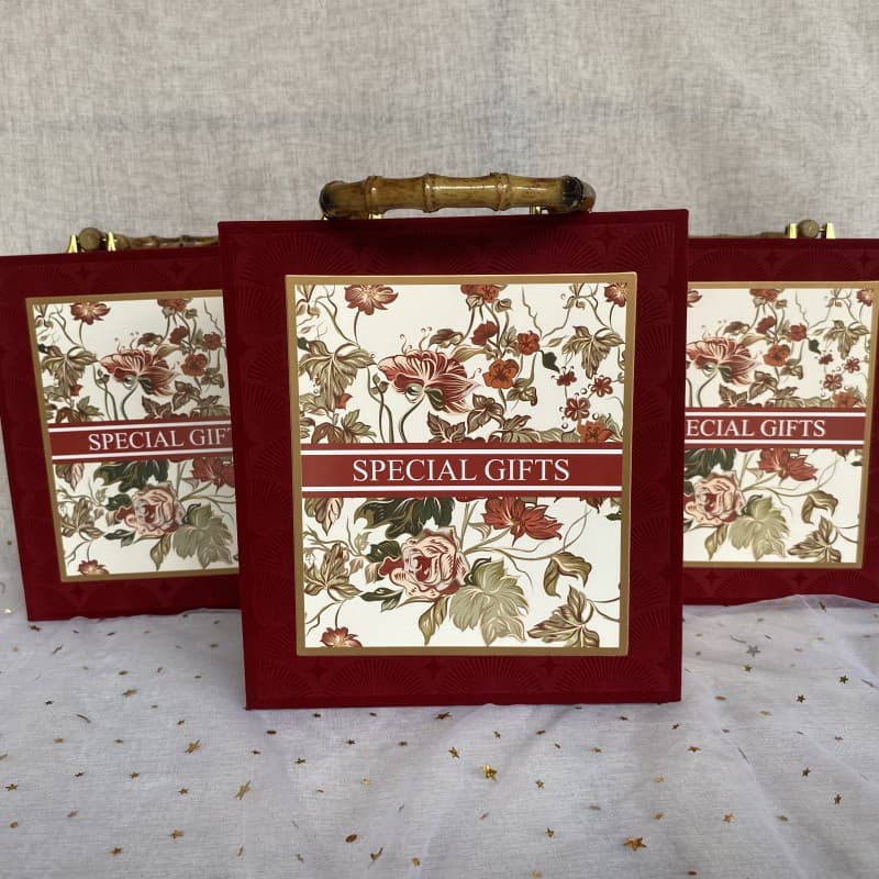 In Stock Secret Garden Wedding Bridesmaid Gift Box, Premium New Chinese Style High-End Velvet Packaging Box for New Year