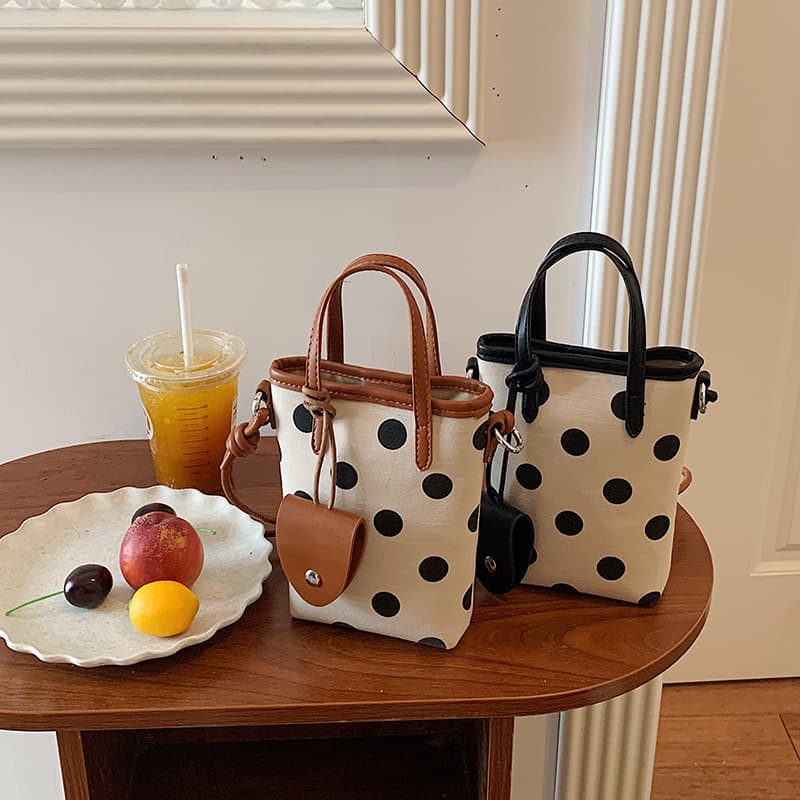 Fashionable Polka Dot Shoulder Bag Cross-Border Best-Selling Black and White Dot Shoulder Bag High-End Handbag Women's Polka Dot Crossbody Bag