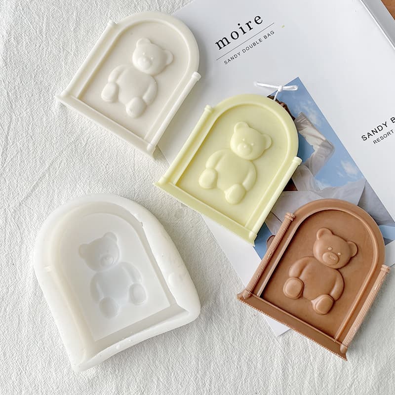 DIY Bear Arch Frame Shaped Aromatherapy Candle Silicone Mold Creative Teddy Bear Home Plaster Resin Mold