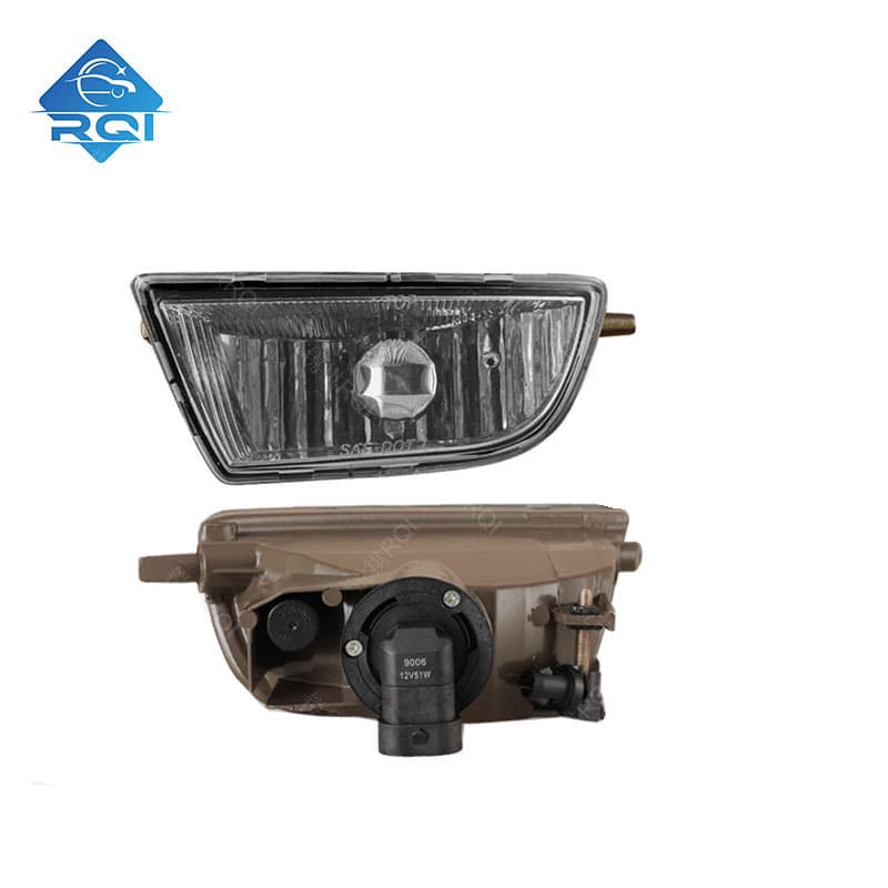 Suitable for 98-03 Toyota Sienna fog lights front fog lights 81220-08010 81210-08010