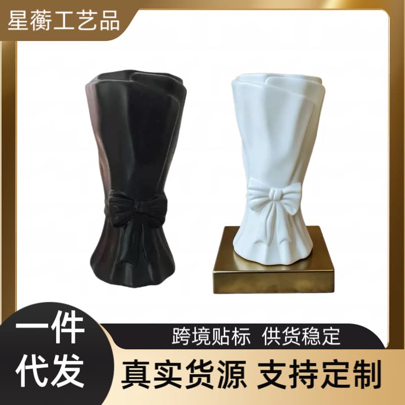 Hand-held bouquet, plastic vase, light luxury bow, creative living room entrance flower arrangement dining table, high-looking hydroponic flower device