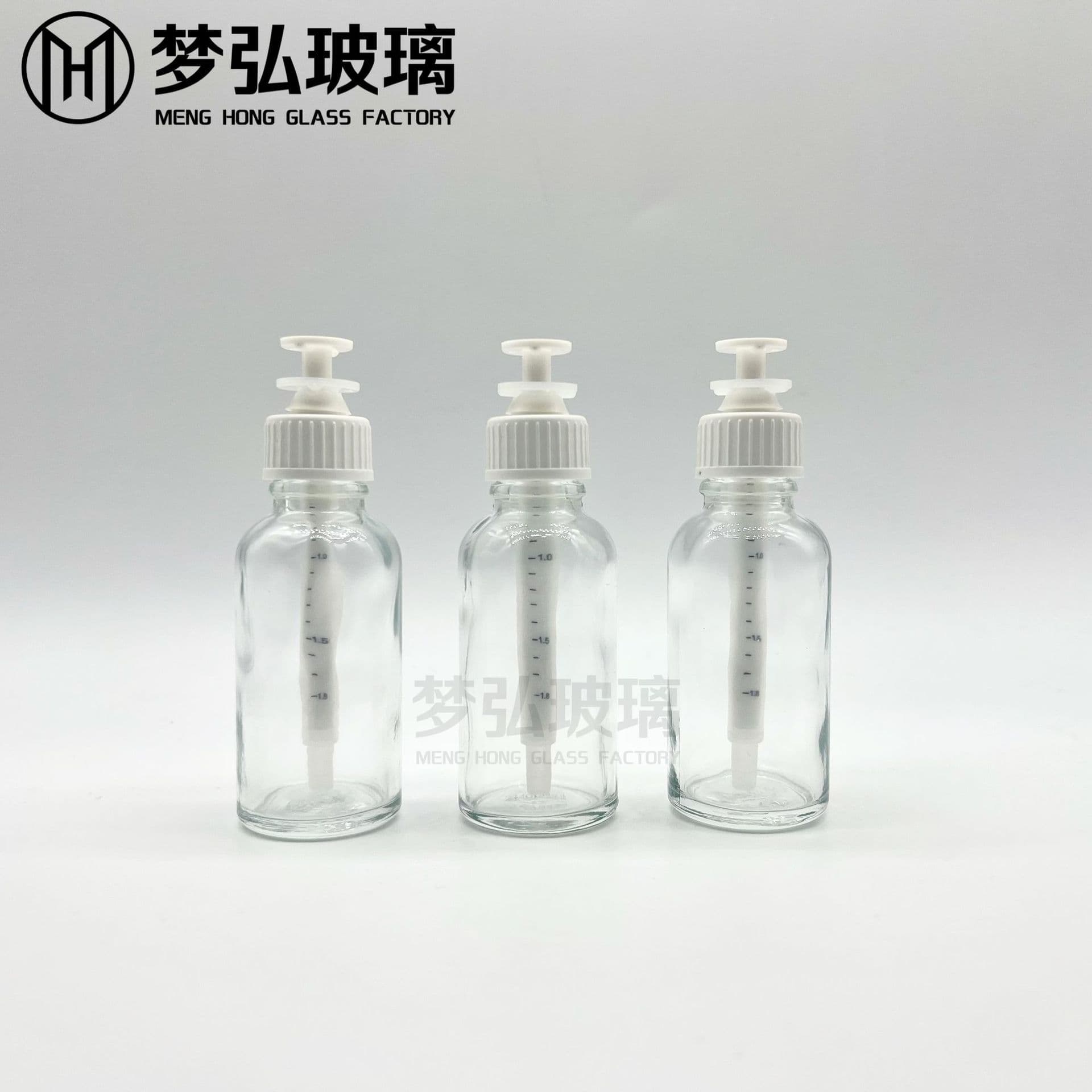 Spot supply 30ml essential oil bottle plastic dropper bottle scale syringe essential oil bottle glass bottle