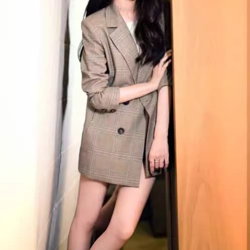 Fashionable Western-Style Plaid Jacket For Women New Arrival Spring 2024 Small Suit Coat British Style Collar-Length Outerwear