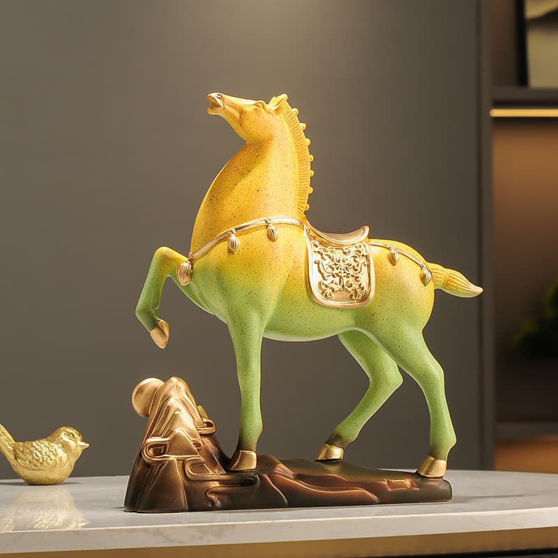 New Chinese Style Auspicious Resin Horse Ornament - High-End Office, Living Room, Entrance Hall Decoration, TV Cabinet, Desktop Display