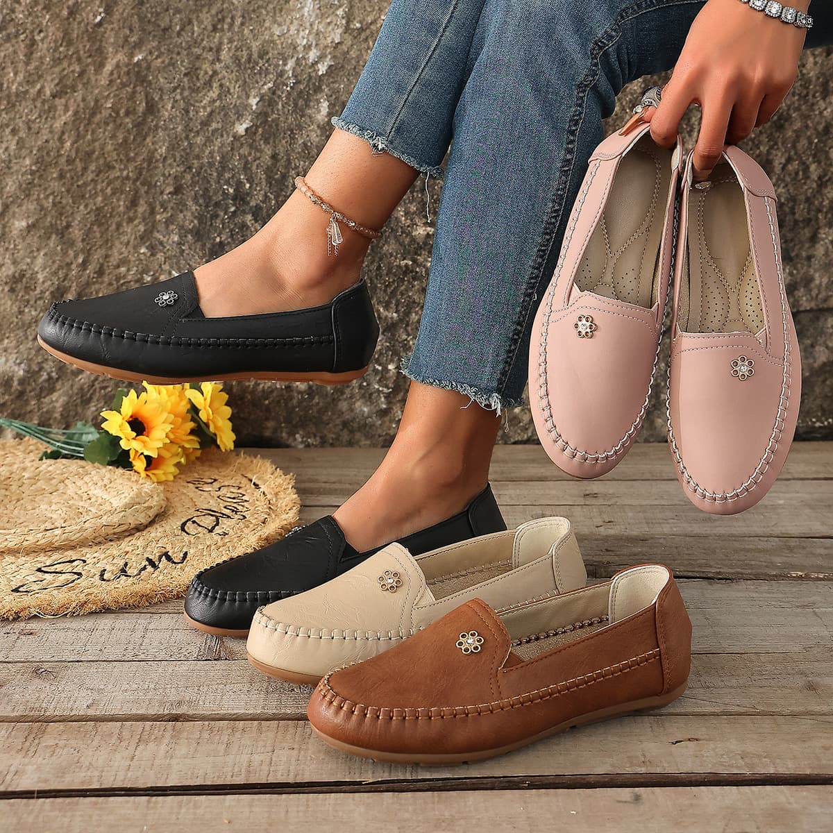 2026 New Fashion European and American Style Lightweight Casual Loafers for Plus Size Women, Cross-border Flat Shoes with Stitching, Drop Shipping