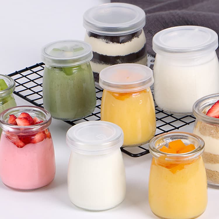 Manufacturer wholesale of yogurt bottles, jelly mousse cups, baking oven cups with lids, various capacities available.