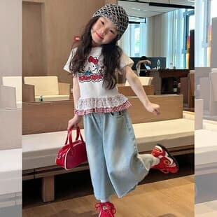 Girls Princess Top Summer 2025 New Children Sweet Lace Short Sleeve White Baby Set Versatile Jeans