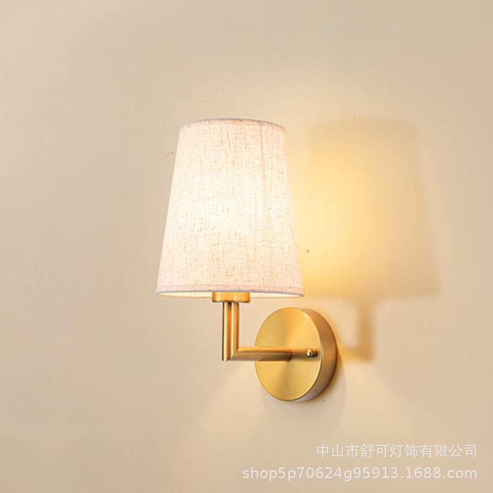 American Copper Wall Lamp Rustic Fabric Shade LED Light Modern Minimalist Bedroom Bedside Lamp Warm Fashionable Table Lamp