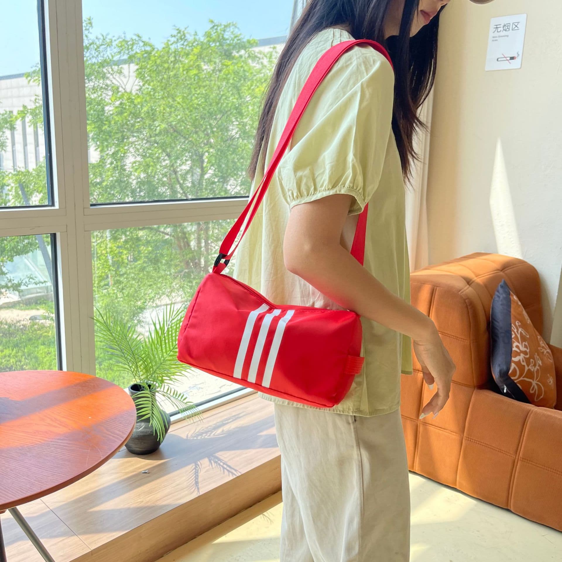 Trendy Niche Toast Stripe Pillow Bag Simple Stylish Sports Bag 2026 New Casual Shoulder Crossbody Bag for Women