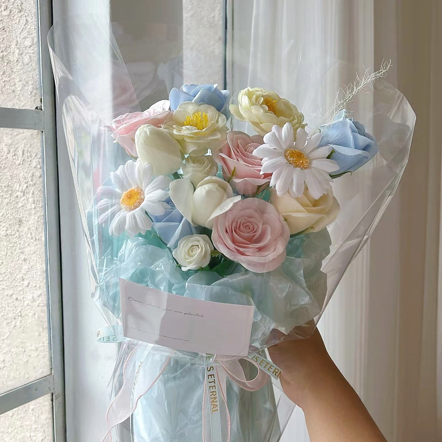 Everlasting Flower Cream Style Mixed Rose Bouquet for Girlfriend and Best Friend, Simulated Soap Bouquet, Cloud Flower Birthday Gift