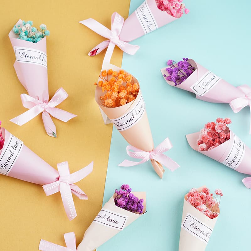 Cross-border Car Dried Flower Mini Bouquet Decoration Gift, Baby's Breath for Valentine's Day Favor and Candy Box