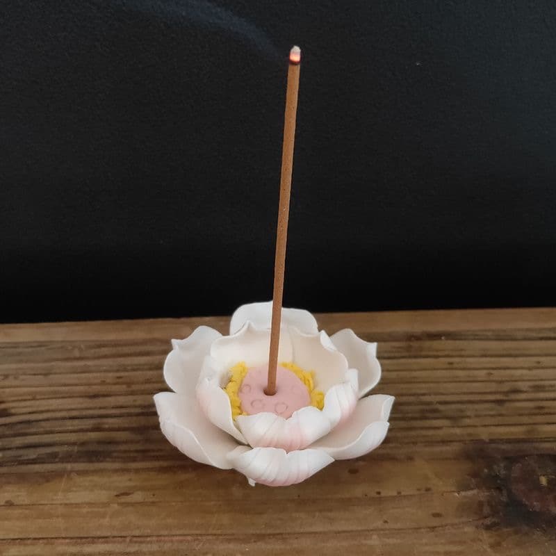Tea Ceremony Accessories Zen Incense Burner Holder Handmade Ceramic Floral Stick Incense Holder Home Tea Room Decoration Aromatherapy