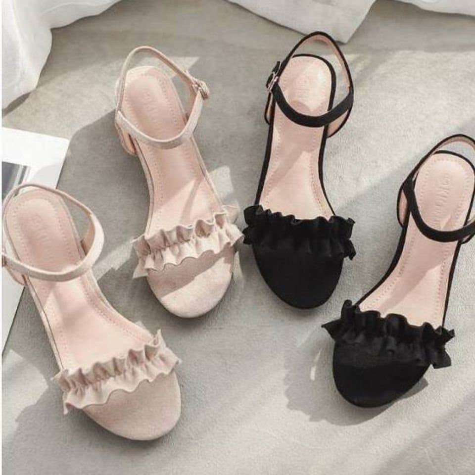 Sandals for women summer 2026 new style medium heel thick heel versatile one-line buckle women's shoes fairy style with skirt fashion women's shoes