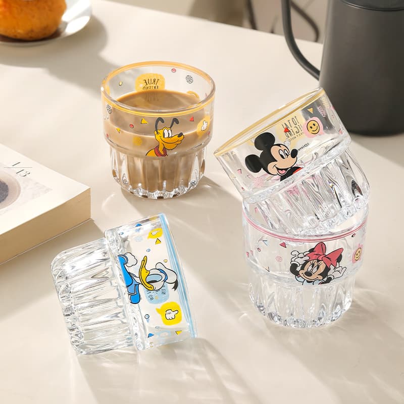 Mickey and Minnie glass cups for boys and girls, universal personalized coffee cup, drink cup, high-looking milk cup, beer cup