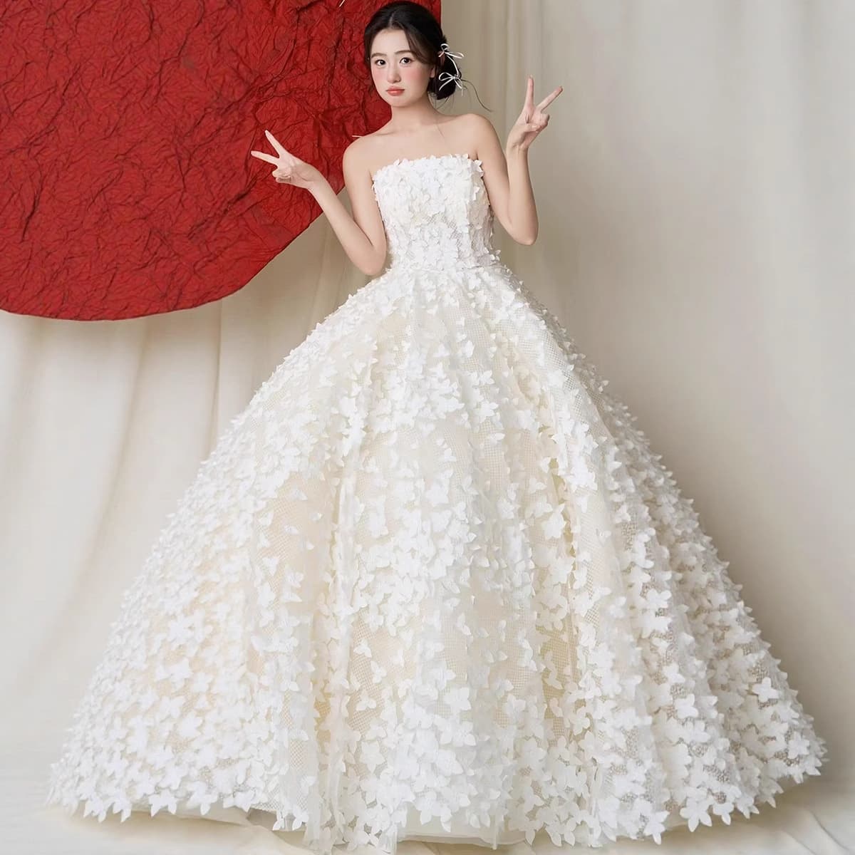 White Floral Wedding Dress 2026 New Strapless Simple Forest Outdoor Travel Light Wedding Dress Morning Robe Gown