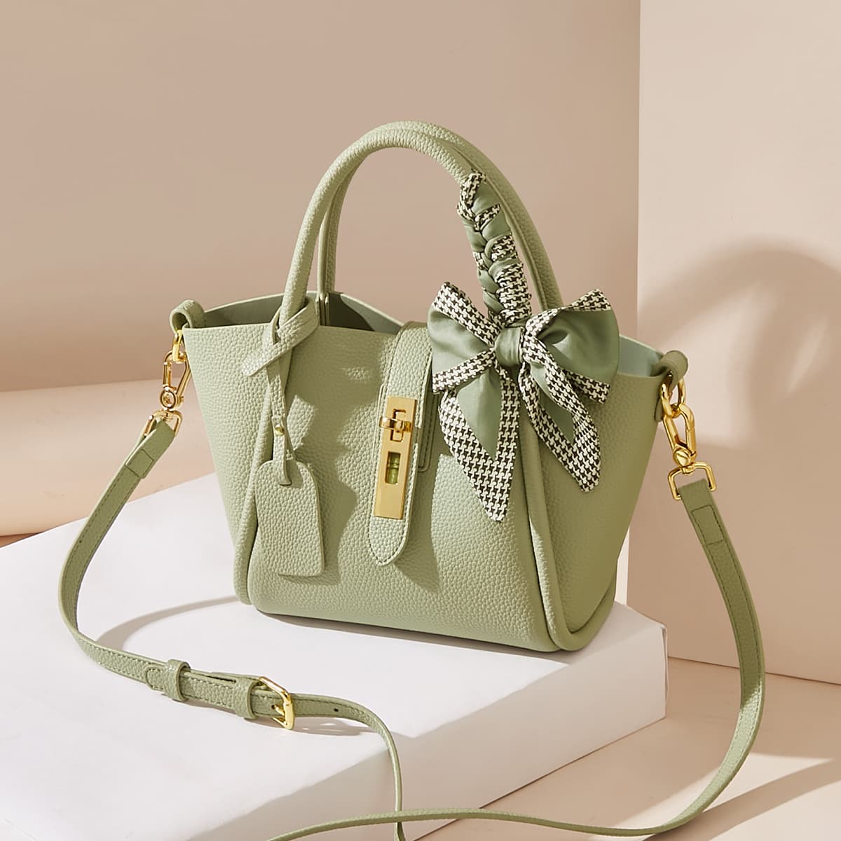 Golden Fox Women's Hot-Selling Basket Bag Wing Bag Versatile Ladies Handbag Shoulder Crossbody Bag