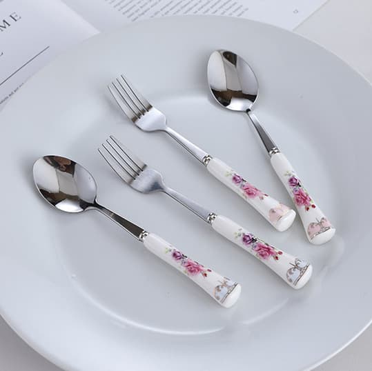 Retro floral knife, fork and spoon tableware set with ceramic handle, thickened stainless steel rice spoon, pointed spoon, Western food spoon, dessert spoon